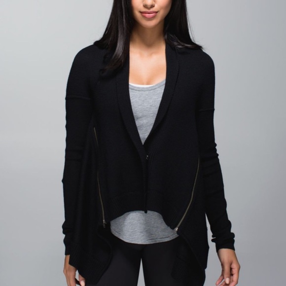 lululemon athletica Sweaters - Lululemon Wrap It Up Sweater Black Size 10